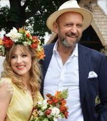 Janusz chabior (58 l.) trafił do szpitala. Janusz Chabior Po Raz Drugi Zostanie Ojcem Aktor Razem Z Nowo Upieczona Zona Poznaja Czekaja Na Dziecko Zyciepl