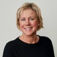 Tammy Croteau's Instagram, Twitter & Facebook