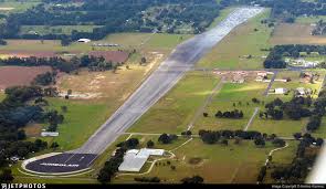 John travolta house is situated south of anthony. 17fl Airport Airport Overview Andres Ramirez Jetphotos