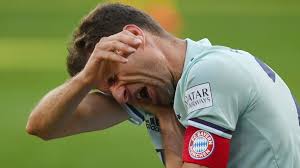 Bayern is a big favorite here as usual in most of the matches of this competition, but i think that freiburg will not be left without an answer and that they will manage at least one goal which can make the match much more interesting. Fc Bayern Munchen 1 1 Bei Sc Freiburg In Bundesliga