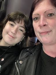 Who receive one of those ￼back in 71,￼ back then I was 10 years old. My  favourite uncle use to work there for 40 years he still kicking and  drinking like a