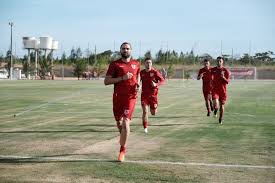 Los aficionados de los equipos csa y crb protagonizaron una batalla campal en pleno césped del estadio rei pelé, en la ciudad de maceió, tras. Play Em 2020 Crb Apresenta Elenco E Inicia Os Trabalhos Gazeta De Alagoas
