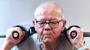 Deadlifting 93-year-old