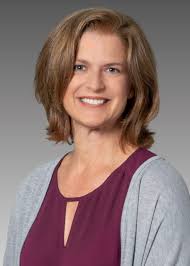 Beth Stoops's Instagram, Twitter & Facebook