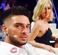 Profile for Alina & Dorian story by Ione