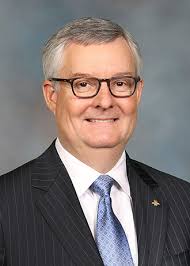 Regions bank is located at 2411 n oak st # 305, myrtle beach, sc. Management Regions Financial Corporation