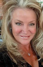 Is a keto-themed food truck a viable business idea?