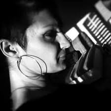 Valjda ljubav. Kasnije promisle.