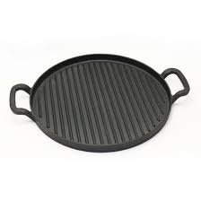 And cooking on a cast iron pan can transfer some of that mineral from the pan to the food to your body. Pre Seasoned Cast Iron Sizzling Pan Grill Pan With 2 Helper Handles China Enamel Square Grill Pan And Cookware Price Made In China Com