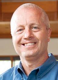 Linden Boyd's Instagram, Twitter & Facebook