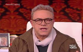 Il professor alberto zangrillo sgancia un'alta ''bomba social'': Fratelli Di Crozza Video Monologhi E Imitazioni Puntata 20 Novembre 2020