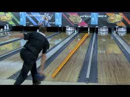 Play free ball games online. How To Throw The Bowling Ball Straight Youtube