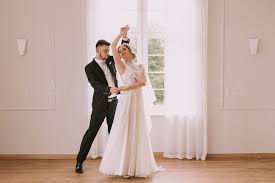 We did not find results for: Brautkleid Mit Chiffon Und Stickerei