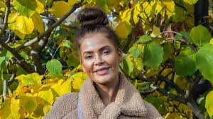 Janine pink (33) hat einen neuen verehrer! Janine Pink Privat Ist Die Promis Unter Palmen Kandidatin Wieder In Festen Handen News De
