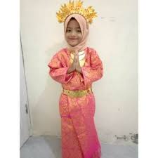 Pakaian tradisional melayu riau terdiri dari berbagai macam jenis. Pakaian Adat Melayu Komplit Aksesoris Shopee Indonesia