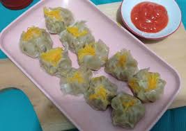 Ini adalah resep dimsum tenggiri ala pawonputri bahan : Resep Dimsum Ayam Udang Yang Enak Banget Resep Us