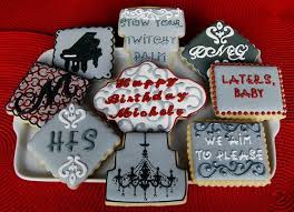 16 Fifty Shades Of Grey Inspired Desserts Shades Of Grey Cupcake Design Paris Themed Cakes