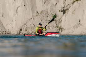 Five reason why i bought stealth and not happy with hobie outback. Sea Kayak Or Surf Ski Review Of The New Stellar 18