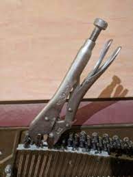 If it sounds like 1 tone, that means the string is tuned well. Tips For Tuning Your Own Piano Pianometer Professional Piano Tuning Aid