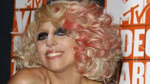 September 2010 sorgte die exzent Lady Gaga Bei Den Mtv Awards Im Fleischkleid Digital