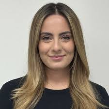 Mia Reid's Instagram, Twitter & Facebook