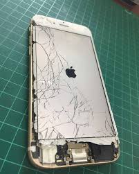 Adakah anda merupakan pencinta iphone dan sering menggunakan produk berjenama apple ini di dalam kehidupan seharian anda? Kedai Repair Handphone Di Melaka