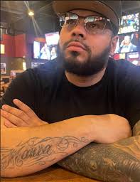 Jeremy Claudio's Instagram, Twitter & Facebook