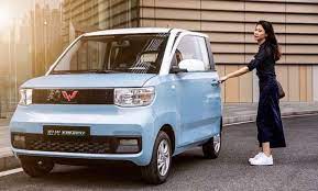 Malgré le nom, la voiture est la première génération d'une série de voitures électriques compactes. Hongguang Mini Ev Un Constructeur Chinois Va Proposer Une Voiture Electrique A Seulement 3500 Neozone