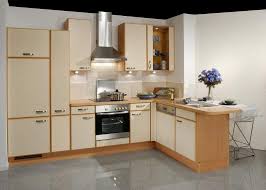 مطابخ عادية وبسيطة