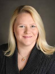 Givens Attends Educational Seminar