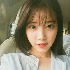 Pin By Kim On I U Short Hair With Bangs Iu Short Hair Korean Short Hair