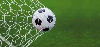 From fuß (foot) +‎ ball (ball), a calque of english football. Die Auswirkungen Des Corona Virus Im Fussball Profisport