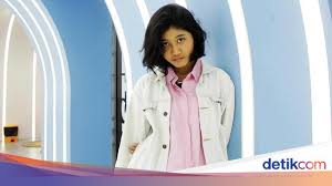 Check spelling or type a new query. 10 Foto Amel Gadis 19 Tahun Yang Viral Mirip Nike Ardilla