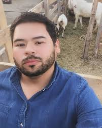 Aaron Lemus (@aaron.enano) • Instagram photos and videos