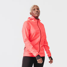 A good running jacket could mean the difference between getting out and training or hiding under your duvet. Women S Running Jackets Lightweight Waterproof Decathlon