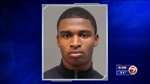 Suspect arrested in murder of mother in NW Miami-Dade; 1 at large