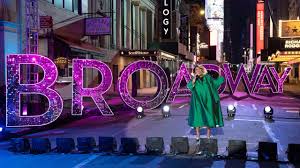 Güzel görünümü nedeniyle sosyal medyada ve okulunda popüler. Best Of Broadway Live Stream Watch Tina Fey Event On Nbc