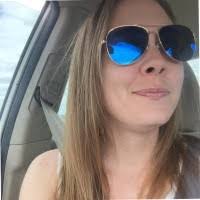 Ashley Remington's Instagram, Twitter & Facebook