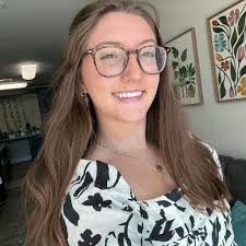 Heyy… I wanna know who should I go to to get my nails done like this but  here's the catch.. I'm not trying to be spending an arm and leg for these