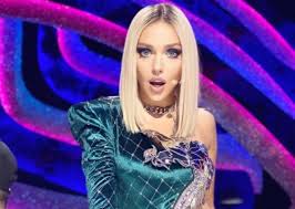 Новина українською → вторник 23 марта 2021 13:07. Olya Polyakova Pokazala Figuru V Bikini Na Maldivah