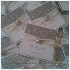 Handmade Luxury Glitter Wedding Invitation Por Crystalcoutureinvite Invitaciones De Boda De Plata Ideas De Tarjetas De Boda Invitaciones De Boda