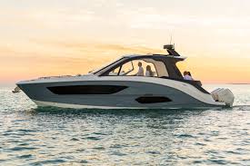 Get 5% in rewards with club o! Sea Ray Introduces The Brand New Sundancer 370 Outboard