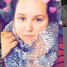 Carol Eroh's Instagram, Twitter & Facebook