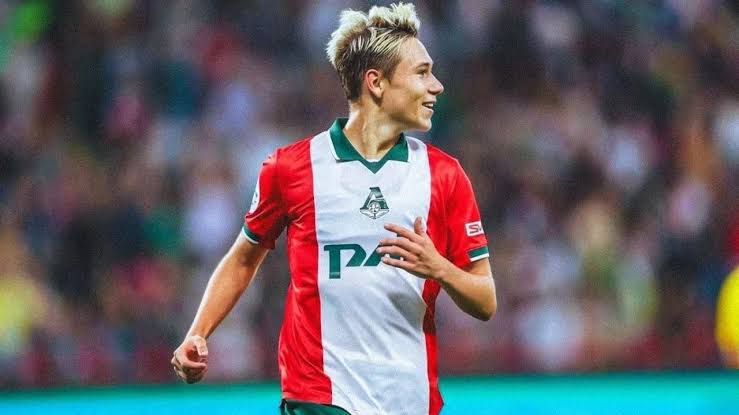 Il Piano del Galatasaray per il Numero 10: Priorità Batrakov, Alternativa Rodrigo Mora