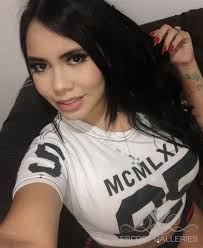 Lily s escort : Erotic massage annecy