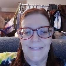 Tara Benham's Instagram, Twitter & Facebook