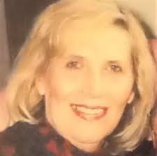 Gloria Wingard's Instagram, Twitter & Facebook