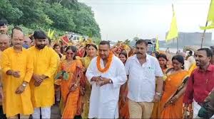 Jamshedpur kalash yatra - बाराद्वारी में विश्वकर्मा समाज के सदस्यों ने  निकाली विशाल कलश यात्रा, स्वास्थ्य मंत्री हुए शामिल, भगवान विश्वकर्मा की ...