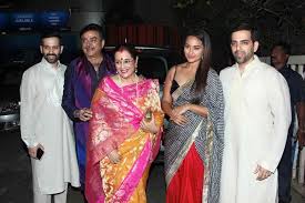 Use custom templates to tell the right story for your business. Actress Sonakshi Sinha Family Photos Lovely Telugu