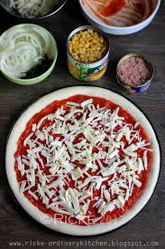 Nah, di sini akan disajikan resep pizza teflon. Cara Membuat Pizza Mini Dengan Mudah Showcase Lemari Makanan Dan Minuman